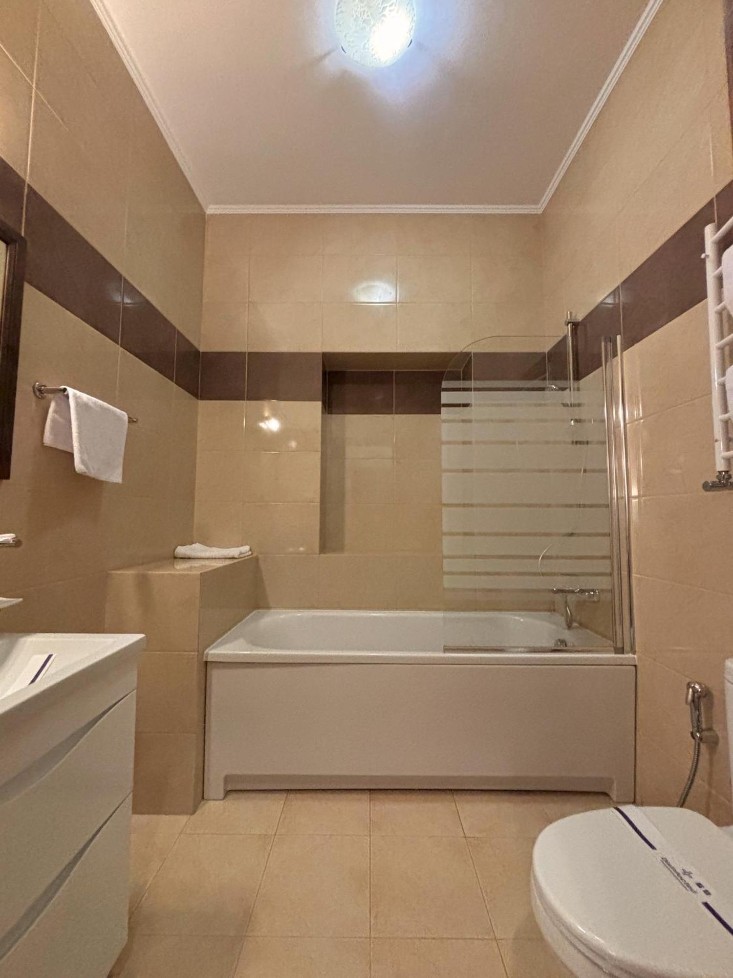 Hotel Odeska Astoria Oděsa Pokoj fotografie